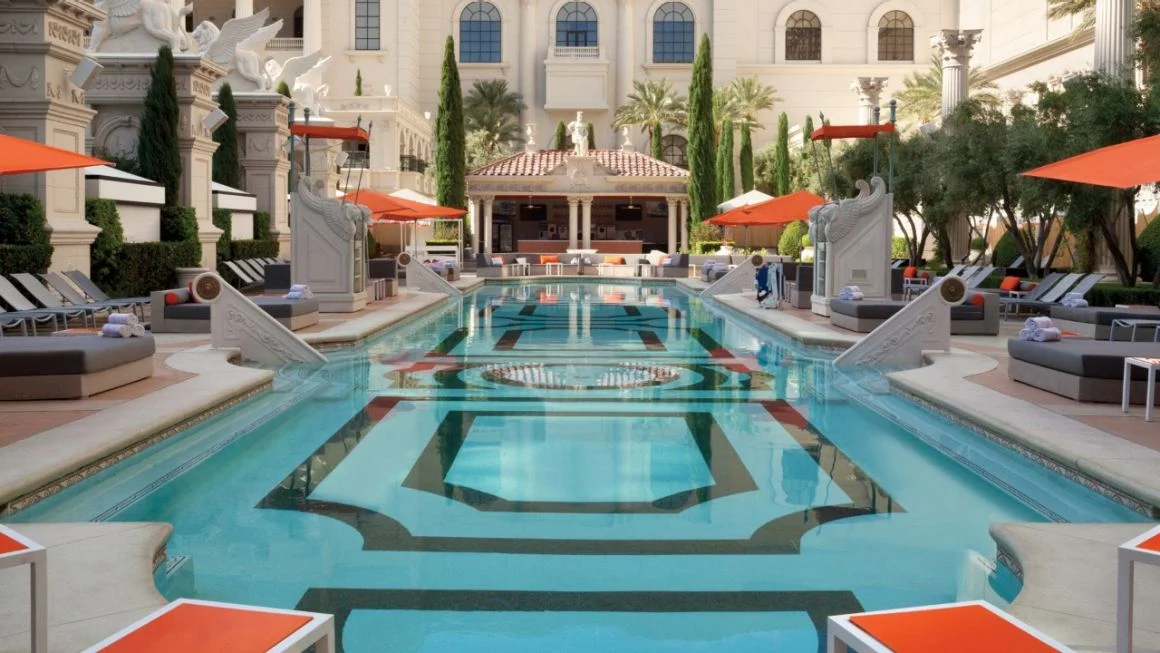caesars-pool